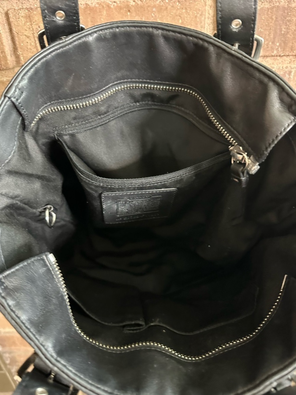 Vintage Coach Hampton Black Leather Tote Bag F11201 - Picture 4 of 10